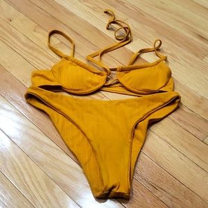 BIKINIS 👙 S